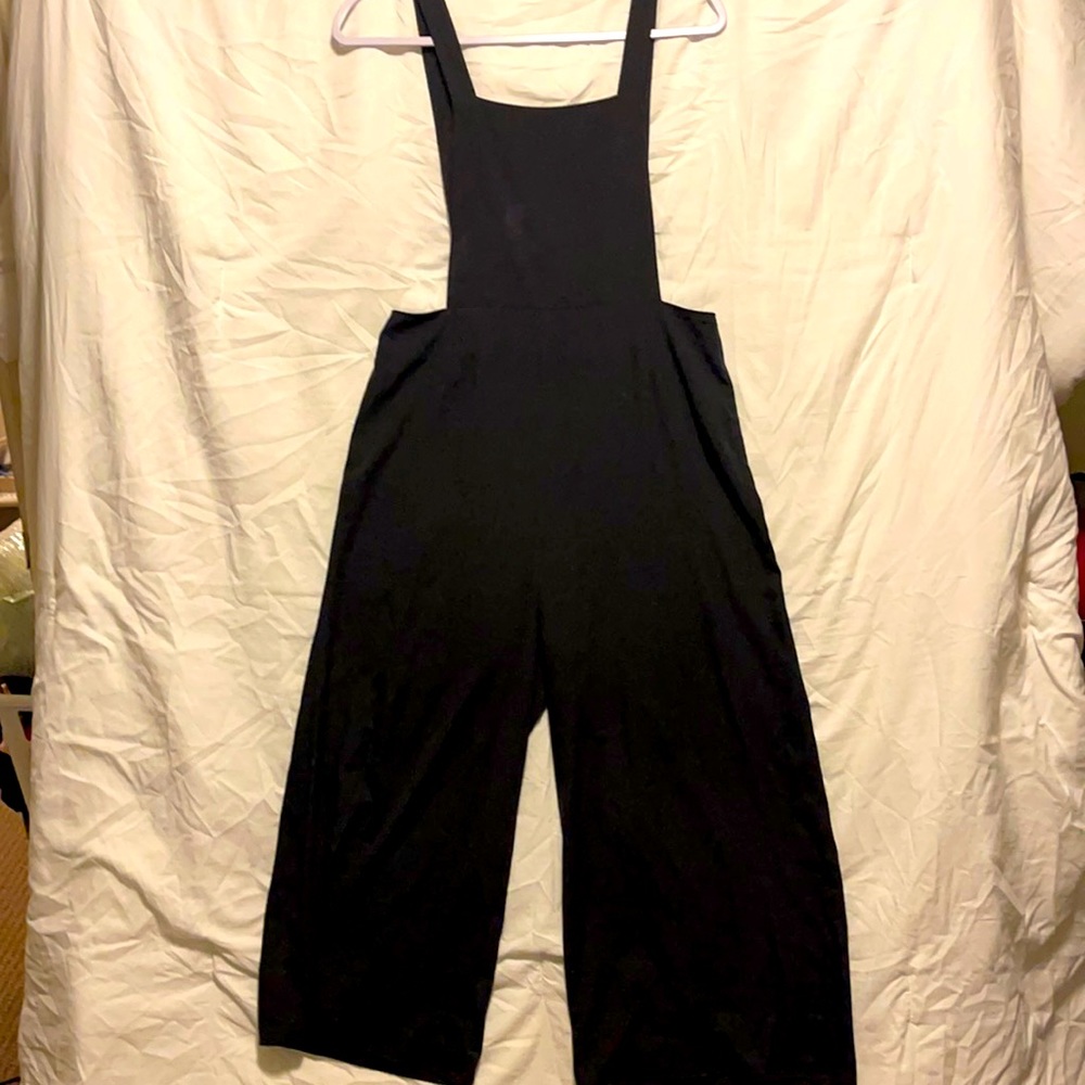 Forever 21 black jumper